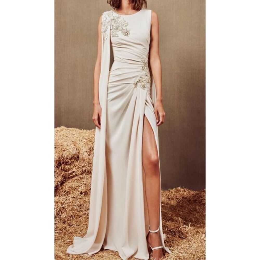 Zuhair Murad Embroidered Cady Cape Gown SIZE 8 $4950